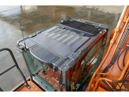 Kettenbagger 2022 Hitachi ZX210LC-7 (12)