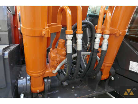 Kettenbagger 2022 Hitachi ZX210LC-7 (17)
