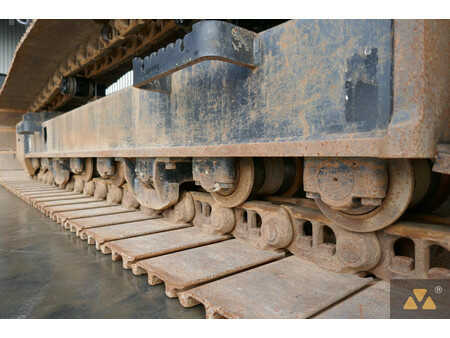 Kettenbagger 2022 Hitachi ZX210LC-7 (35)