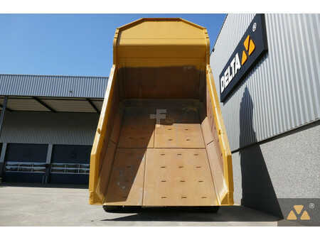 Dumpere 2019 Caterpillar 772G (18)