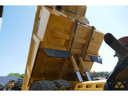 Dumpere 2019 Caterpillar 772G (21)