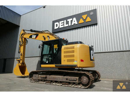 Lánctalpas kotrógép 2016 Caterpillar 320ELRR (4)