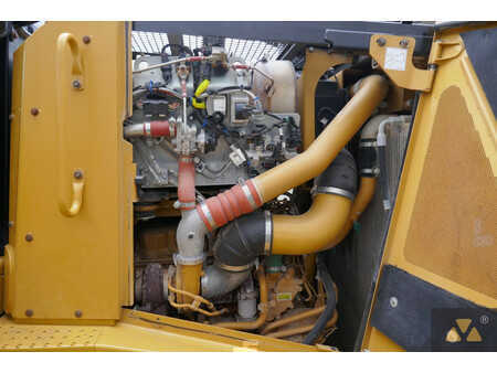 Escavadoras 2019 Caterpillar D8T (21)