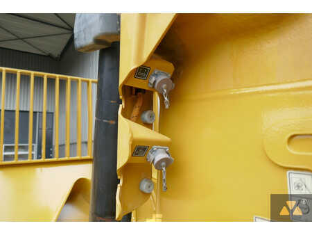Escavadoras 2019 Caterpillar D8T (23)