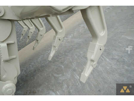 Livellatrici 2006 Caterpillar 130G Ex-army (10)