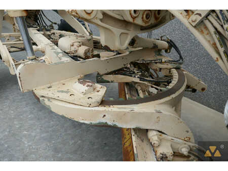 Livellatrici 2006 Caterpillar 130G Ex-army (14)