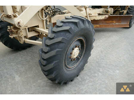 Livellatrici 2006 Caterpillar 130G Ex-army (24)