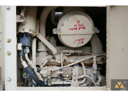 Livellatrici 2006 Caterpillar 130G Ex-army (26)