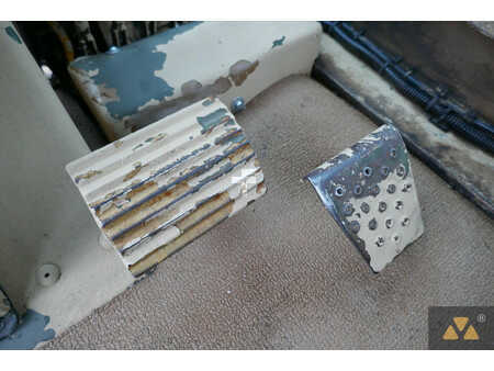 Livellatrici 2006 Caterpillar 130G Ex-army (40)