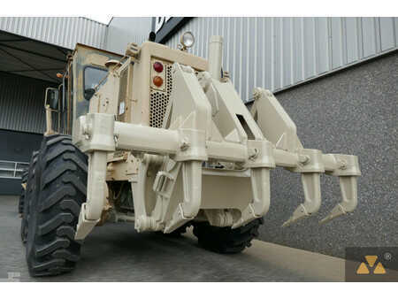 Livellatrici 2006 Caterpillar 130G Ex-army (6)