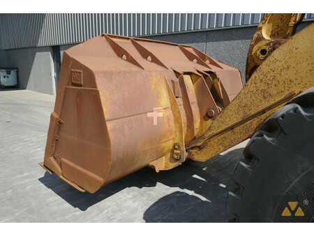 Carregadeira de rodas 2002 Caterpillar 966G Series II (14)