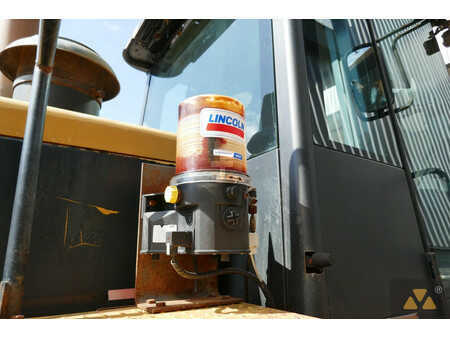 Carregadeira de rodas 2002 Caterpillar 966G Series II (19)