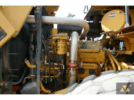 Carregadeira de rodas 2002 Caterpillar 966G Series II (20)