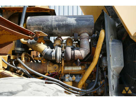 Carregadeira de rodas 2002 Caterpillar 966G Series II (22)