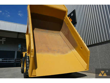 Dumper 2009 Caterpillar 772 (20)