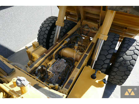 Dumper 2009 Caterpillar 772 (24)