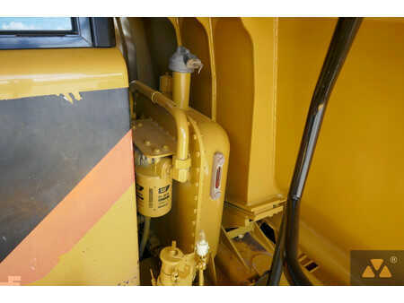 Dumper 2009 Caterpillar 772 (28)
