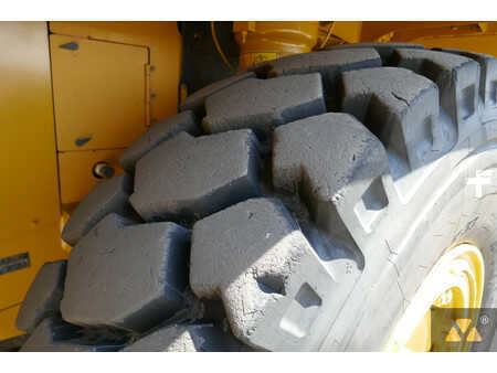 Dumper 2009 Caterpillar 772 (30)