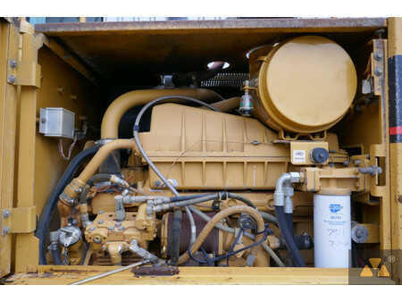 Osztályosok 1997 Caterpillar 160H (20)