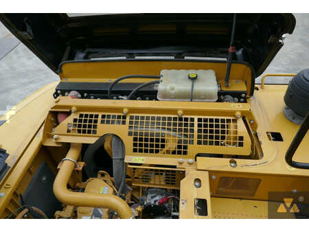 Kedjegraver 2018 Caterpillar 336FL (21)