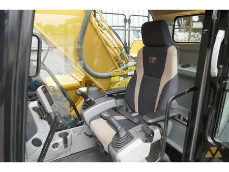 Kedjegraver 2018 Caterpillar 336FL (7)