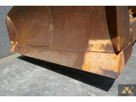 Planierraupe 2009 Caterpillar D7G Ex-army (11)