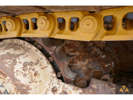 Planierraupe 2009 Caterpillar D7G Ex-army (28)