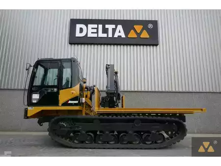 Other 2010 Morooka MST2000VD Welding Tractor (1)