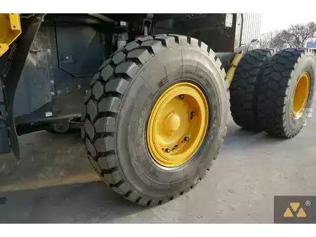 Dúmpers rígidos 2022 Komatsu HD405-8 (10)