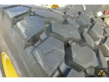 Dúmpers rígidos 2022 Komatsu HD405-8 (12)