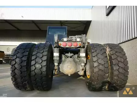 Dúmpers rígidos 2022 Komatsu HD405-8 (13)