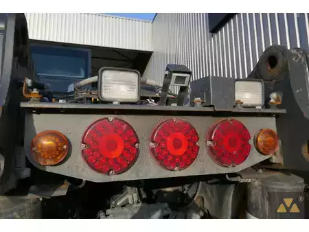 Dúmpers rígidos 2022 Komatsu HD405-8 (20)