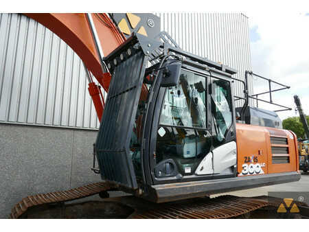 Kedjegraver 2019 Hitachi ZX300LC-6 (12)