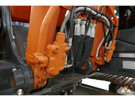 Kedjegraver 2019 Hitachi ZX300LC-6 (14)