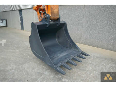 Kedjegraver 2019 Hitachi ZX300LC-6 (6)