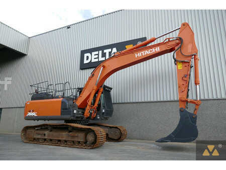 Kedjegraver 2019 Hitachi ZX300LC-6 (8)