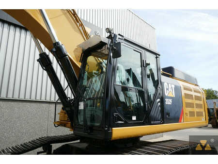 Korečková rýpadla 2015 Caterpillar 352F (13)