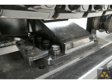 Korečková rýpadla 2015 Caterpillar 352F (32)