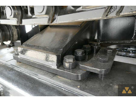 Korečková rýpadla 2015 Caterpillar 352F (33)