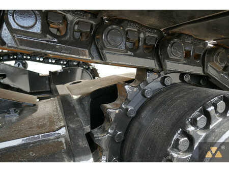 Korečková rýpadla 2015 Caterpillar 352F (35)