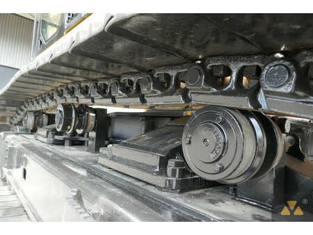 Korečková rýpadla 2015 Caterpillar 352F (39)