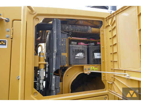 Grader 2015 Caterpillar 140M2 (27)