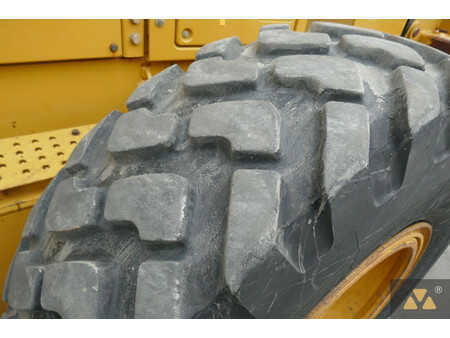 Grader 2015 Caterpillar 140M2 (32)