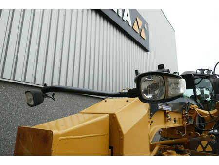 Grader 2015 Caterpillar 140M2 (39)