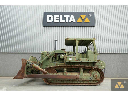 Buldożery 1996 Caterpillar D7F Ex-army (1)