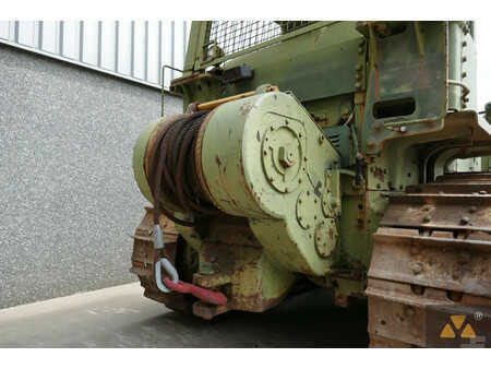 Buldożery 1996 Caterpillar D7F Ex-army (14)