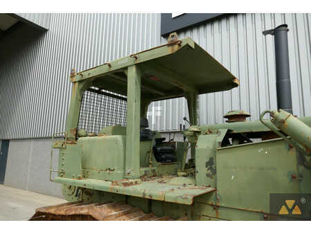Buldożery 1996 Caterpillar D7F Ex-army (18)
