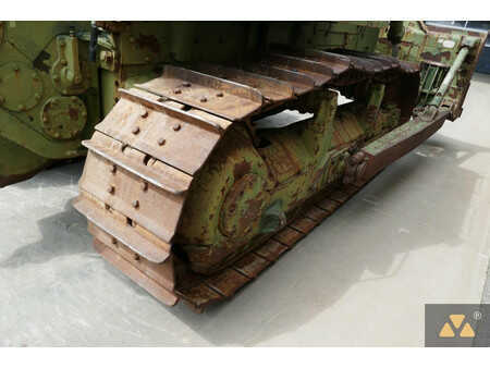 Buldożery 1996 Caterpillar D7F Ex-army (24)