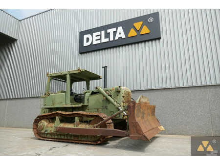 Buldożery 1996 Caterpillar D7F Ex-army (3)
