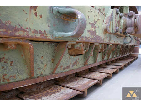 Buldożery 1996 Caterpillar D7F Ex-army (32)